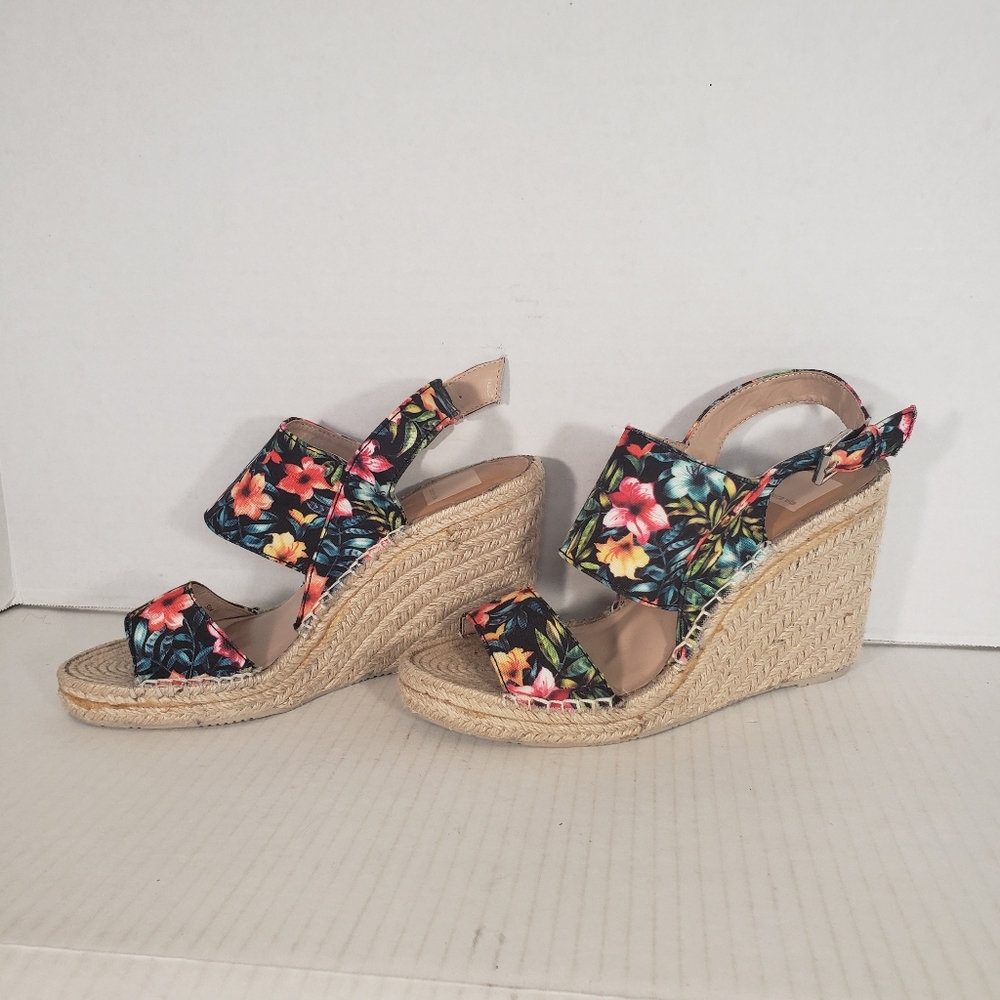 Women's dolce vita 4.5in. Floral Wedge Sandals